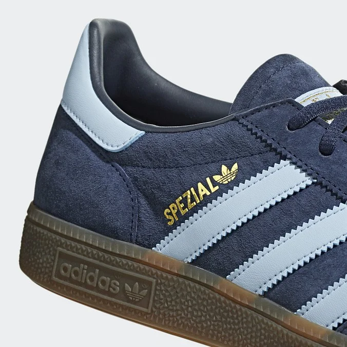 Кроссовки унисекс adidas Originals Handball Spezial Collegiate Navy/Clear Sky/Gum