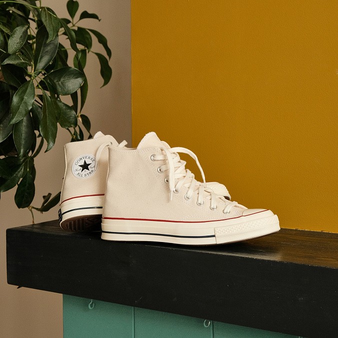 Кеды унисекс Converse Chuck 70 Classic High-Top Parchment/Garnet/Egret